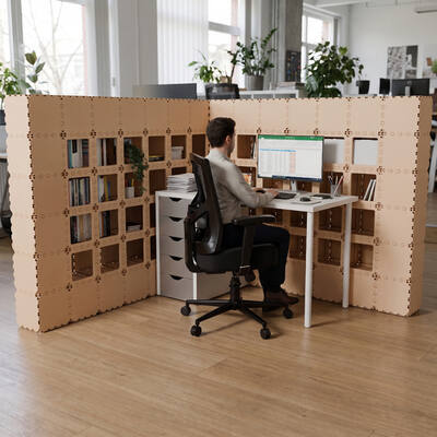 Beige Cubik L-1 workstation from behind, wooden floor office